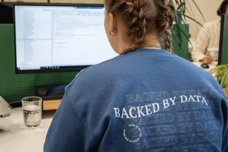 Karlijn aan het werk